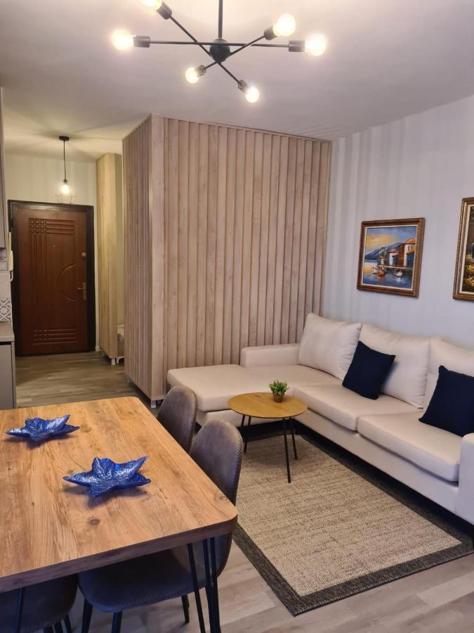Old Beach Apartment Vlora Dış mekan fotoğraf